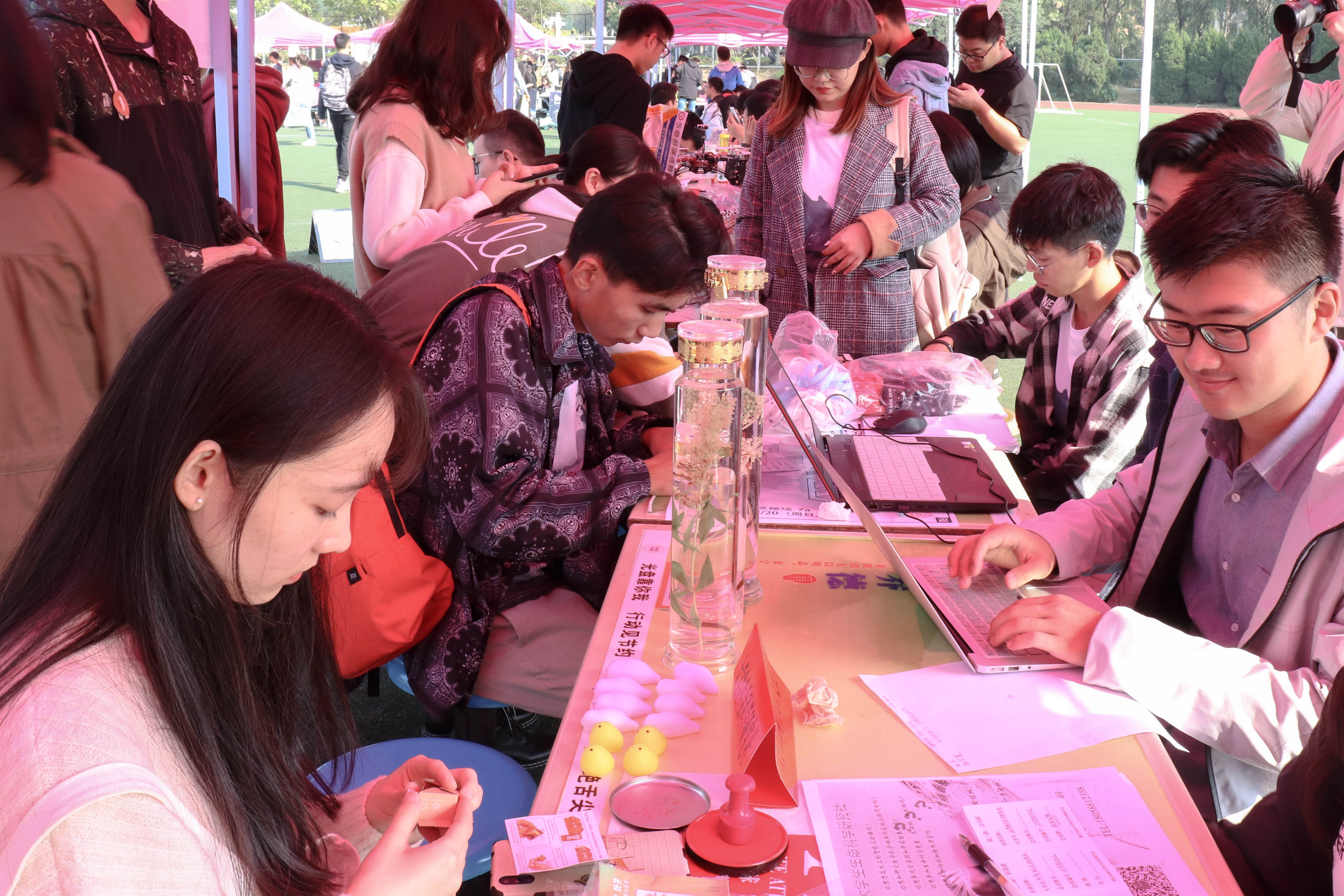 书香满校园：读书文化节系列活动策划与实践